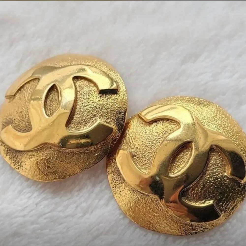 CHANEL Textured Gold Logo Earrings